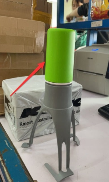 Automatic Triangle Egg Beater